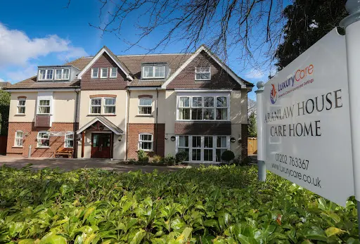 Aranlaw House Care Home - Expert Care in Poole