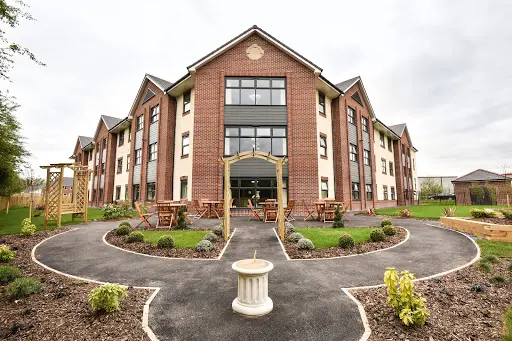 Compassionate Care in Sutton-in-ashfield at Kingfisher Court