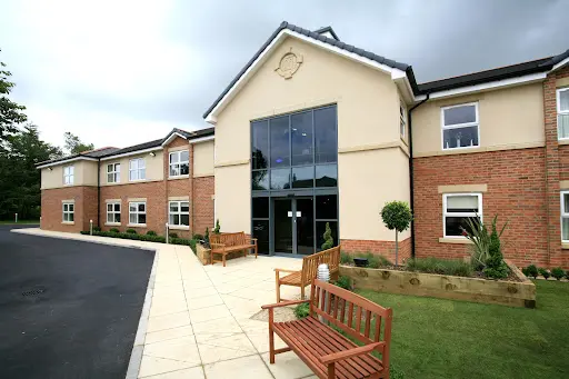 Lydgate Lodge - Expert Care in Batley
